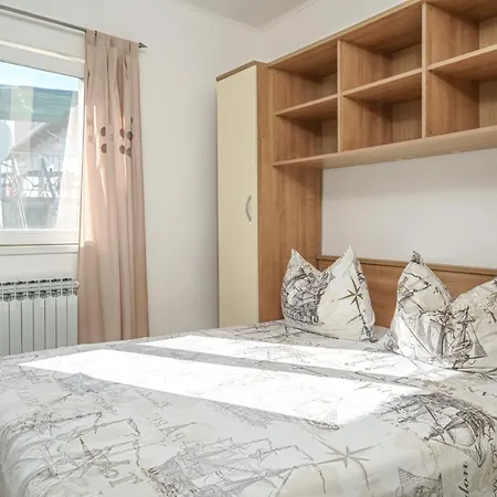 Apartmani Gabriella Vodice Exterior photo
