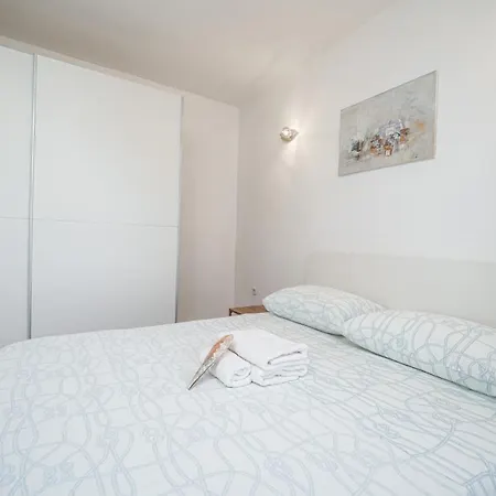 Apartmani Gabriella Vodice Exterior photo